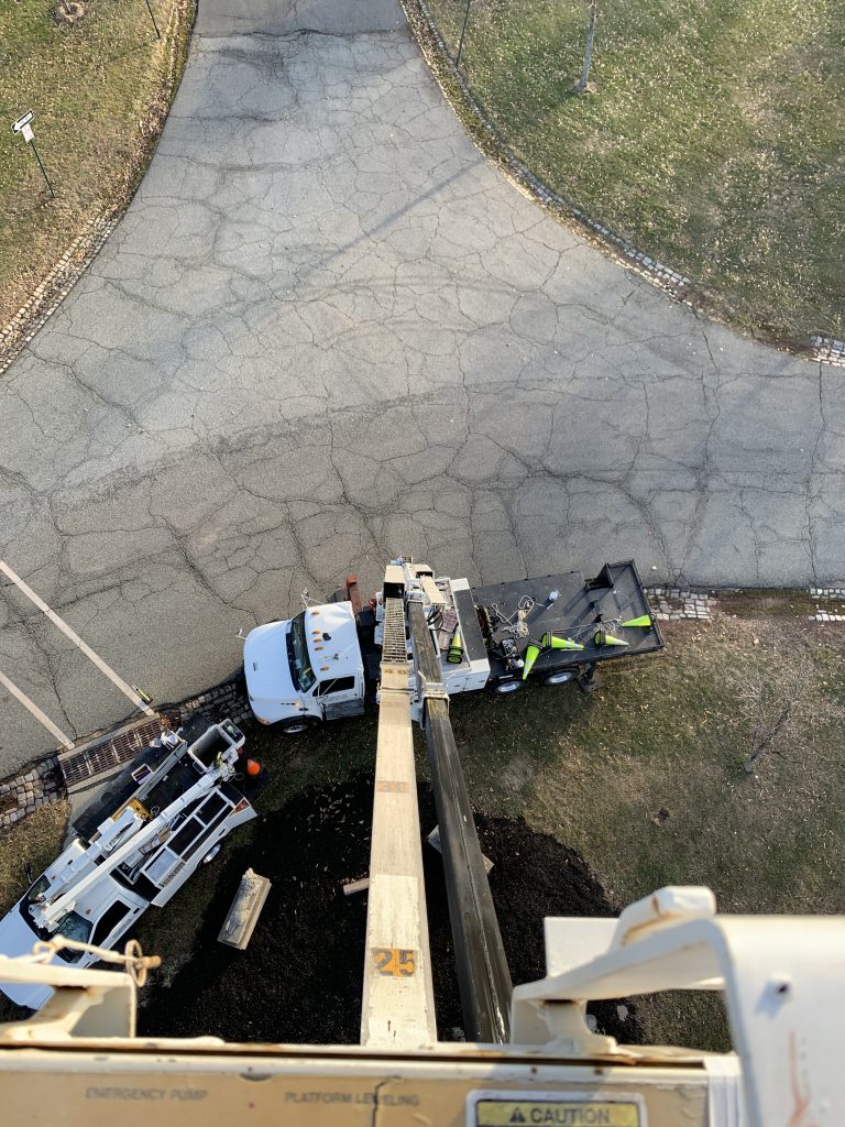 Small bucket truck rental—45 ft reach for local NYC projects